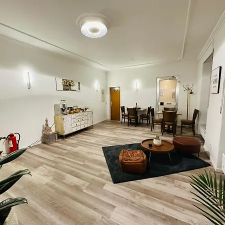 Bff Airport Messe Schlaf - Bed and breakfast 3*