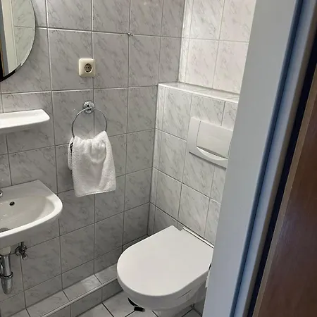 Bff Airport Messe Schlaf - 3* Düsseldorf