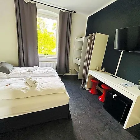 Bff Airport Messe Schlaf - Bed & Breakfast 3*