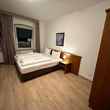 Bff Airport Messe Schlaf - Bed & Breakfast 3*