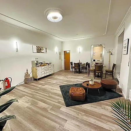 Bff Airport Messe Schlaf - Bed & Breakfast