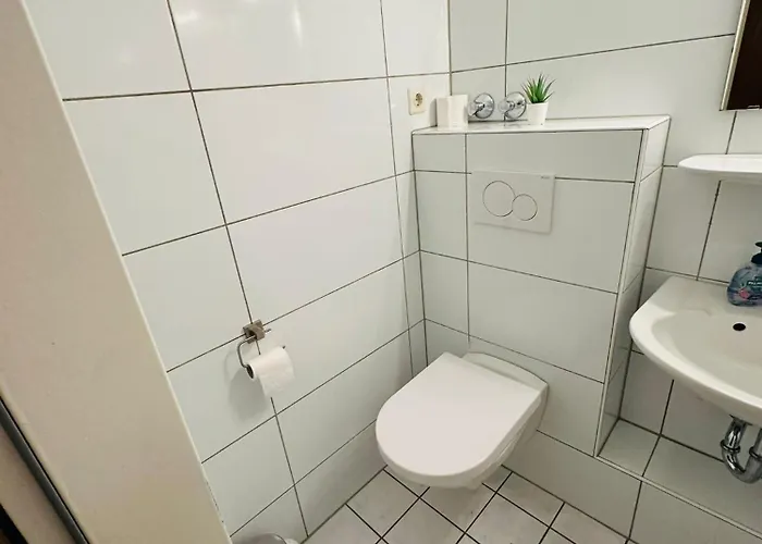 Bff Airport Messe Schlaf - Panzió Düsseldorf